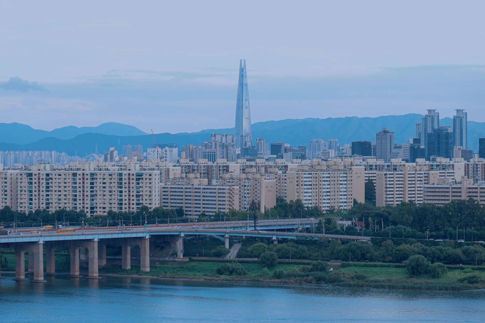 Ttukseom Hangang Park